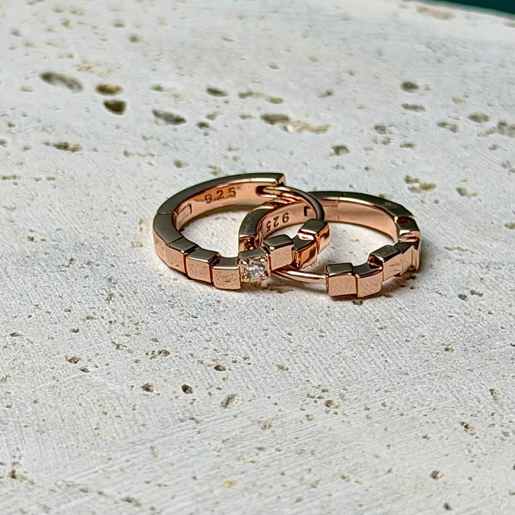 MODULO ROSA - kolczyki ze srebra pozłacanego różowym złotem